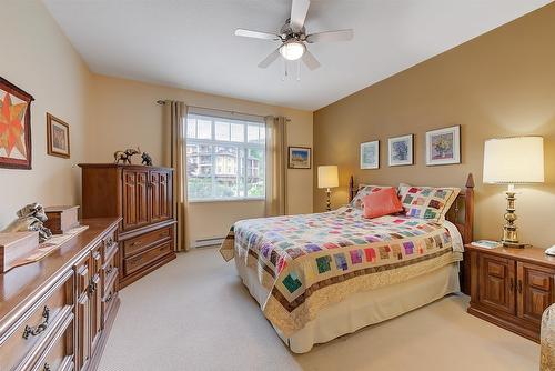 101-307 Whitman Road, Kelowna, BC - Indoor Photo Showing Bedroom