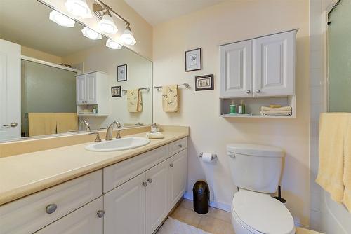 101-307 Whitman Road, Kelowna, BC - Indoor Photo Showing Bathroom