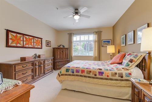101-307 Whitman Road, Kelowna, BC - Indoor Photo Showing Bedroom