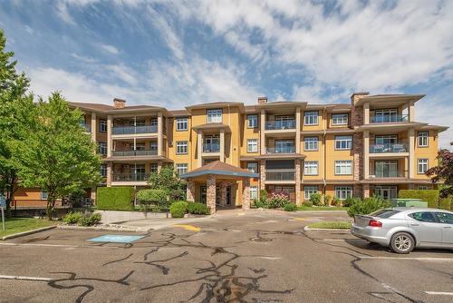 101-307 Whitman Road, Kelowna, BC - Outdoor With Facade