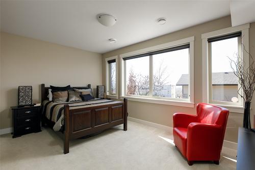 1-1836 Tower Ranch Boulevard, Kelowna, BC - Indoor Photo Showing Bedroom