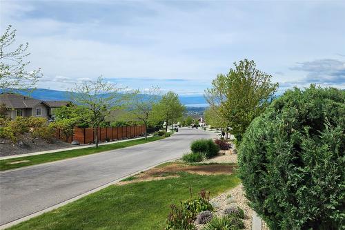 1-1836 Tower Ranch Boulevard, Kelowna, BC - Outdoor With View