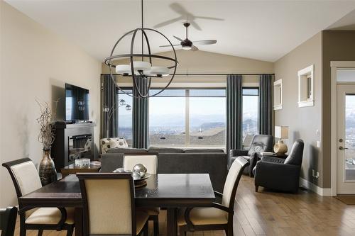 1-1836 Tower Ranch Boulevard, Kelowna, BC - Indoor Photo Showing Dining Room