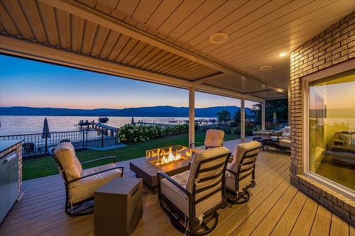 4096 Lakeshore Road, Kelowna, BC - Outdoor With Body Of Water