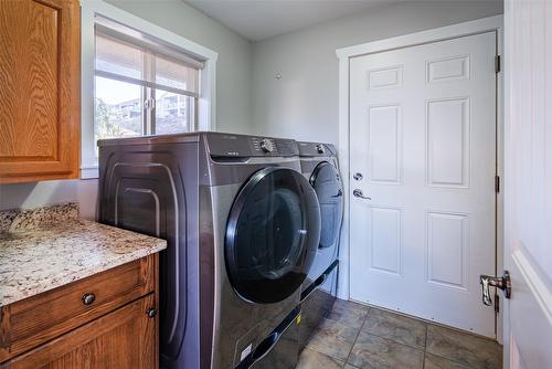 1623 Sunrise Road, Kelowna, BC - Indoor Photo Showing Laundry Room