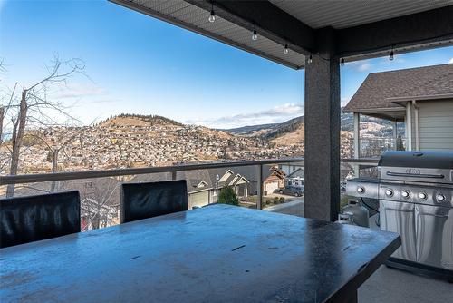 1623 Sunrise Road, Kelowna, BC - Outdoor With Exterior