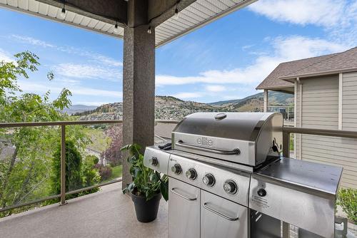 1623 Sunrise Road, Kelowna, BC - Outdoor With Exterior