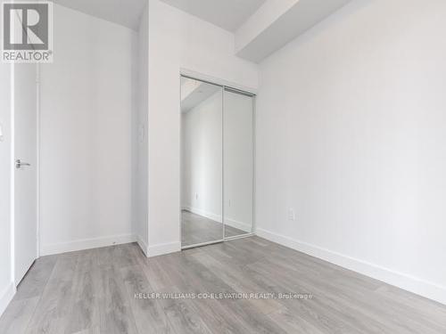 2103 - 8 Eglinton Avenue E, Toronto, ON - Indoor Photo Showing Other Room