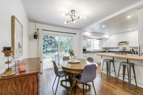 587 Sheraton Road, Burlington, ON - Indoor Photo Showing Dining Room