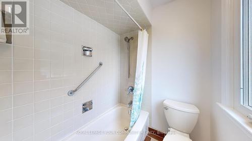 20 Elkpath Avenue, Toronto (St. Andrew-Windfields), ON - Indoor Photo Showing Bathroom