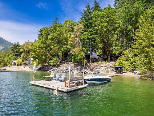 3406 Horne Lake Caves Rd, Qualicum Beach, BC 