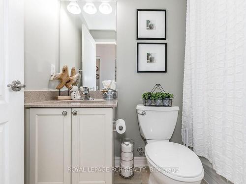 608-699 Aberdeen Blvd, Midland, ON - Indoor Photo Showing Bathroom