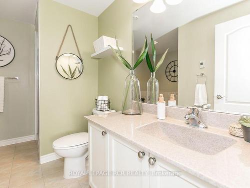 608-699 Aberdeen Blvd, Midland, ON - Indoor Photo Showing Bathroom