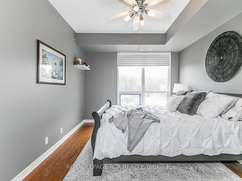 608-699 Aberdeen Blvd, Midland, ON - Indoor Photo Showing Bedroom