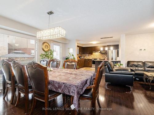 14 Aiken Cres, Orangeville, ON - Indoor Photo Showing Living Room