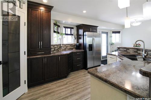 112 Herbert Avenue, Herbert, SK - Indoor Photo Showing Kitchen With Double Sink With Upgraded Kitchen