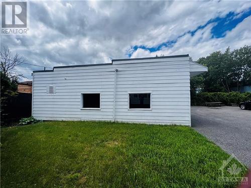 290 Tupper Street, Hawkesbury, ON - Outdoor