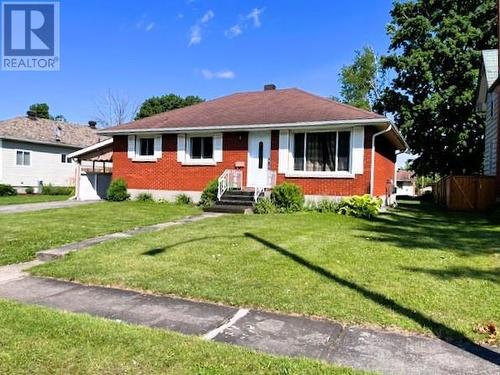 30 Bethune Avenue, Long Sault, ON - Outdoor