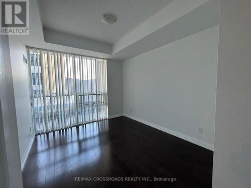 735 - 460 Adelaide Street E, Toronto, ON - Indoor Photo Showing Other Room