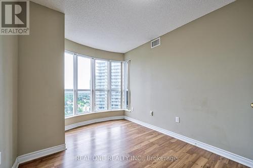 2203 - 7 Lorraine Drive, Toronto, ON - Indoor Photo Showing Other Room