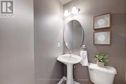 99A Finch Avenue W, Toronto, ON - Indoor Photo Showing Bathroom