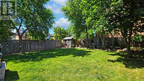 477 Levanna Lane, Oakville, ON - Outdoor With Backyard