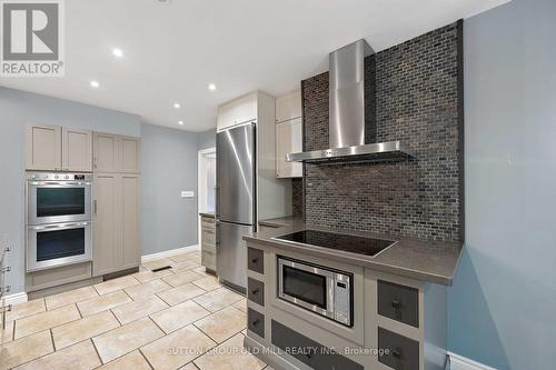 1482 Merrow Road, Mississauga, ON - Indoor Photo Showing Kitchen With Stainless Steel Kitchen