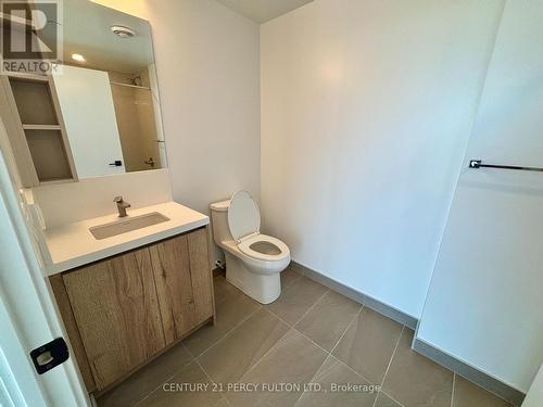 3808 - 319 Jarvis Street, Toronto, ON - Indoor Photo Showing Bathroom