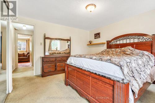 35 Mowat Crescent, Barrie, ON - Indoor Photo Showing Bedroom