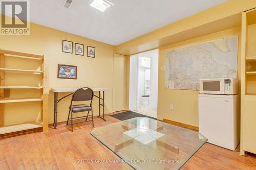 35 Mowat Crescent, Barrie, ON - Indoor Photo Showing Other Room