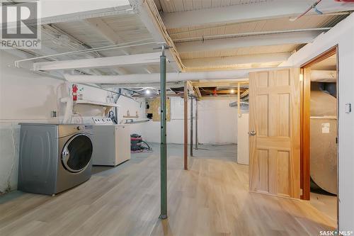 114 Green Avenue, Regina Beach, SK - Indoor Photo Showing Laundry Room
