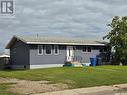 400 Sullivan Street, Stoughton, SK  - Outdoor 