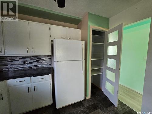 400 Sullivan Street, Stoughton, SK - Indoor Photo Showing Kitchen