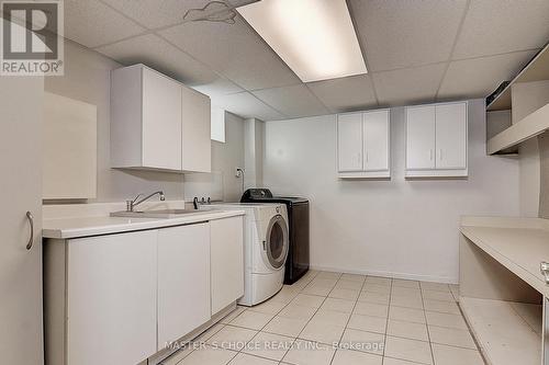 326 Jaybell Grove, Toronto, ON - Indoor Photo Showing Laundry Room