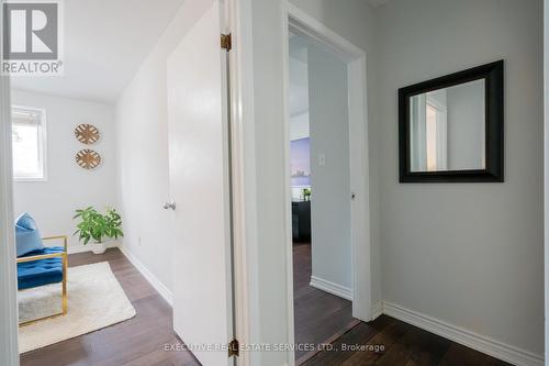 5 Goldsboro Road, Toronto, ON - Indoor Photo Showing Other Room