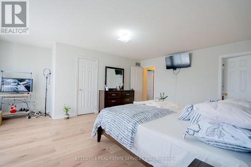 6 Maple Beach Crescent, Brampton, ON - Indoor Photo Showing Bedroom