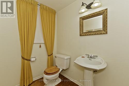 2683 Crystalburn Avenue, Mississauga, ON - Indoor Photo Showing Bathroom