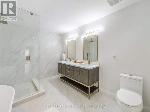 97 Edgewater Drive, Hamilton, ON - Indoor Photo Showing Bathroom