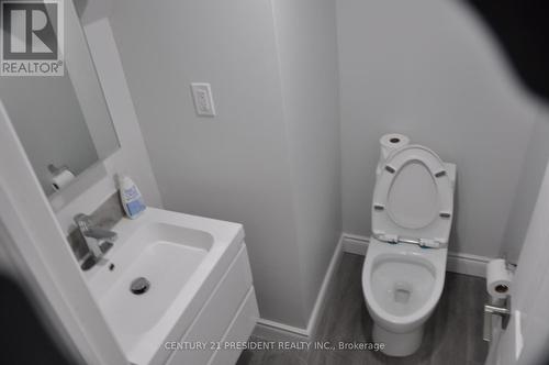 17 Cedar Bay Road, Kawartha Lakes, ON - Indoor Photo Showing Bathroom