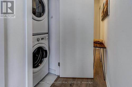 1703 - 20 Bruyeres Mews, Toronto, ON - Indoor Photo Showing Laundry Room