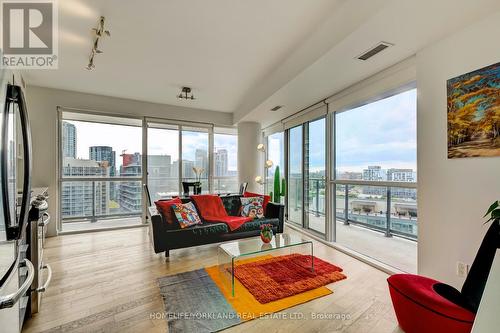 1703 - 20 Bruyeres Mews, Toronto, ON - Indoor Photo Showing Living Room