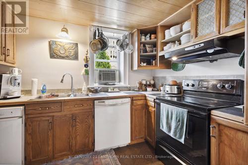 109 Front Street W, Trent Hills (Hastings), ON - Indoor Photo Showing Kitchen With Double Sink