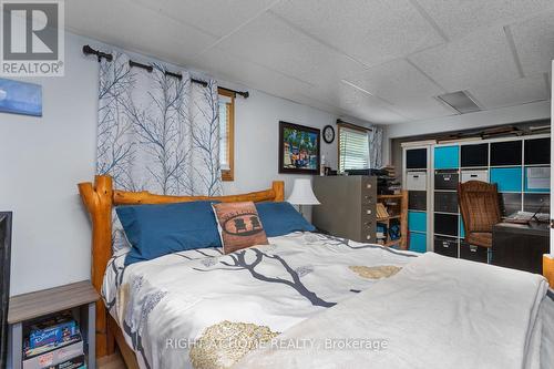 96 Suter Drive, Kawartha Lakes, ON - Indoor Photo Showing Bedroom