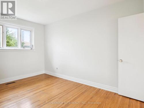 39 Gracedale Boulevard, Toronto, ON - Indoor Photo Showing Other Room