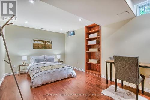 39 Segwun Road, Hamilton, ON - Indoor Photo Showing Bedroom