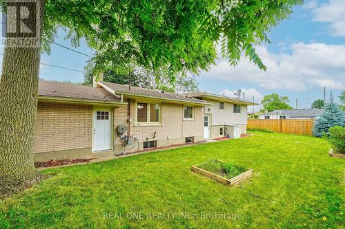 98 Prince Charles Drive, St. Catharines, ON - Outdoor