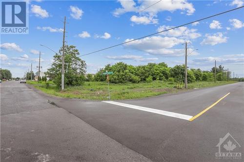 Frontage on Industrial Drive and Frank Davis Street - 31 Industrial Drive, Almonte, ON 