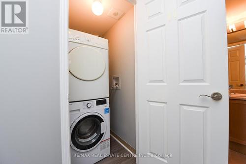 1816 - 68 Grangeway Avenue, Toronto, ON - Indoor Photo Showing Laundry Room