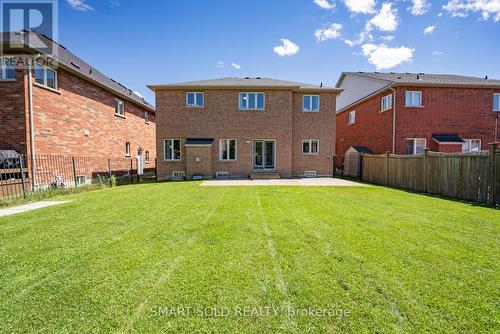 28 Jefferson Forest Drive, Richmond Hill, ON - Outdoor With Exterior