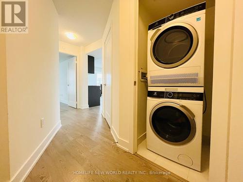 1522 - 9 Mabelle Avenue, Toronto, ON - Indoor Photo Showing Laundry Room